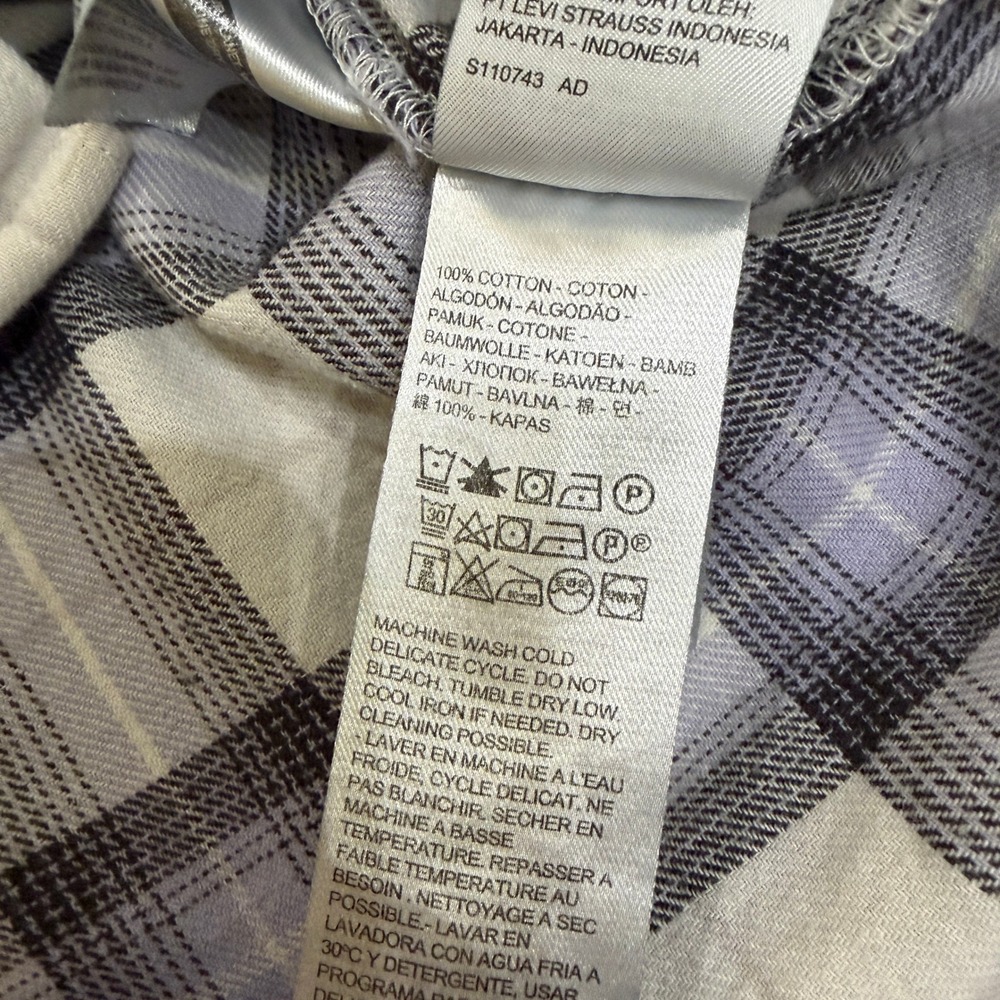 Levi Strauss Silver Tab‎ Plaid Flannel Shirt Womens Size S Cream Oversized - Picture 8 of 8